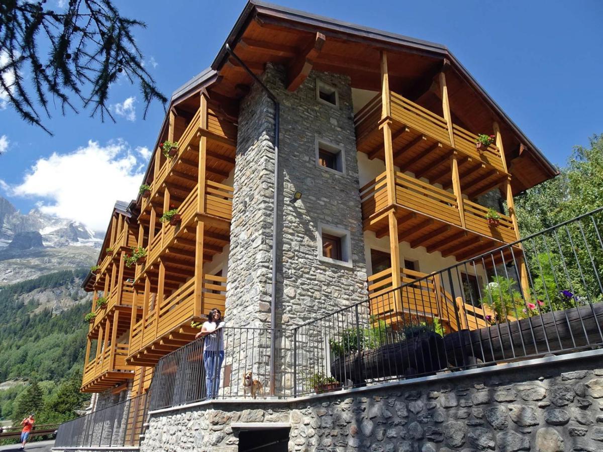 Hotel Aigle Курмайор Екстериор снимка