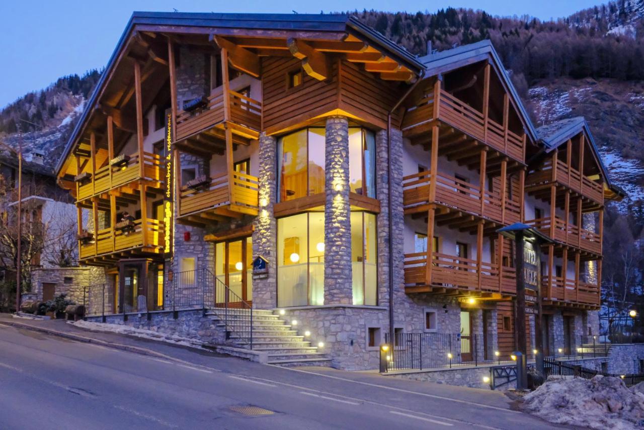 Hotel Aigle Курмайор Екстериор снимка