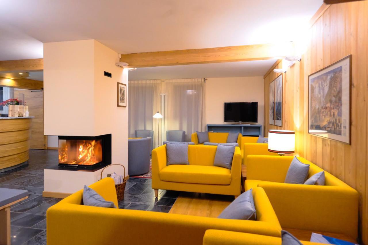 Hotel Aigle Курмайор Екстериор снимка